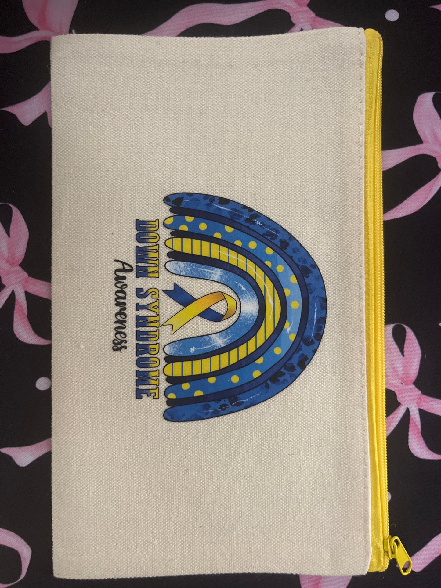 Zipper pouch