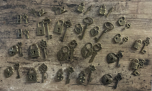Lock and key sets