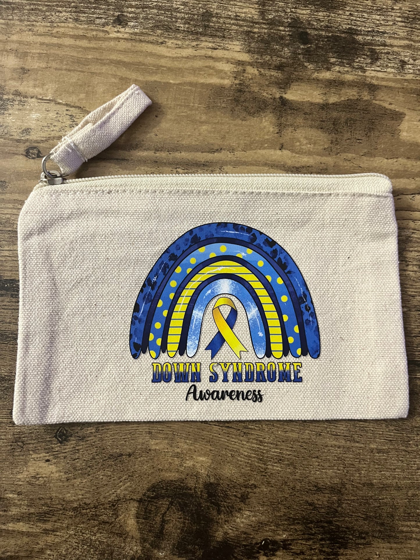 Thick zipper pouch
