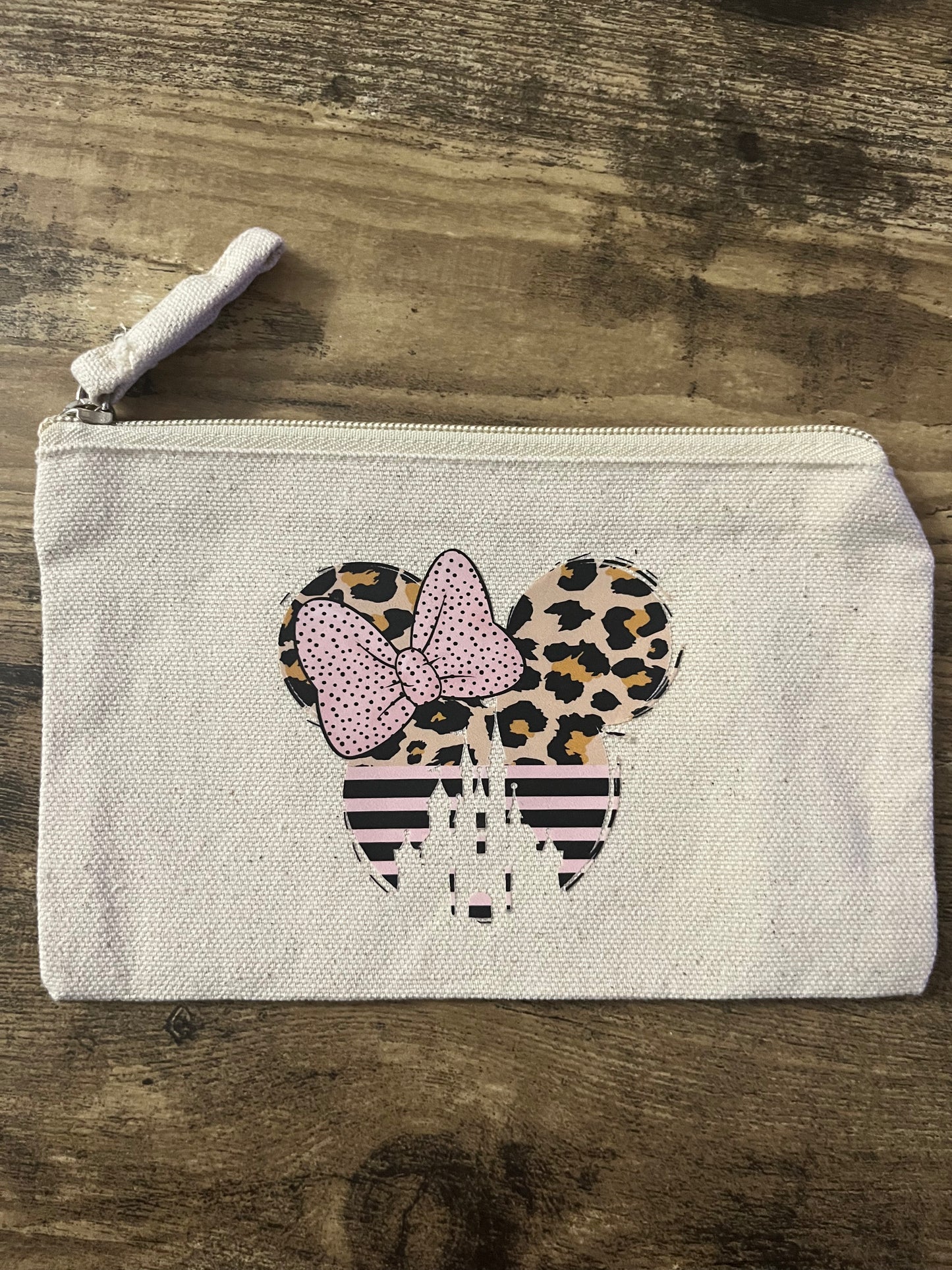 Thick zipper pouch